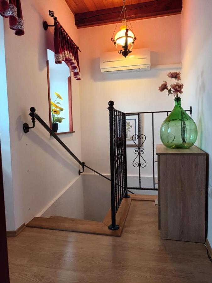Guesthouse Marija Potpićan Eksteriør bilde