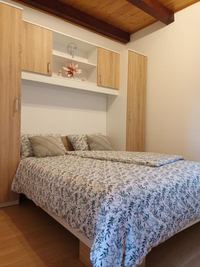 Guesthouse Marija Potpićan Eksteriør bilde