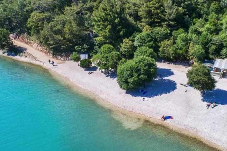 Guesthouse Marija Potpićan Eksteriør bilde
